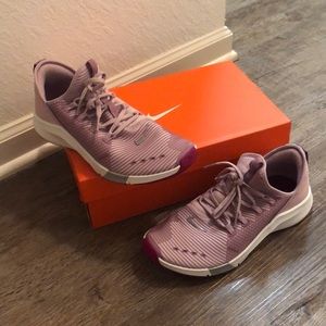 Nike Air Zoom Elevate